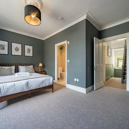 Dom wakacyjny Premium Designer 4 Bedroom In Clifton - 3 Bathrooms & Cinema Bristol