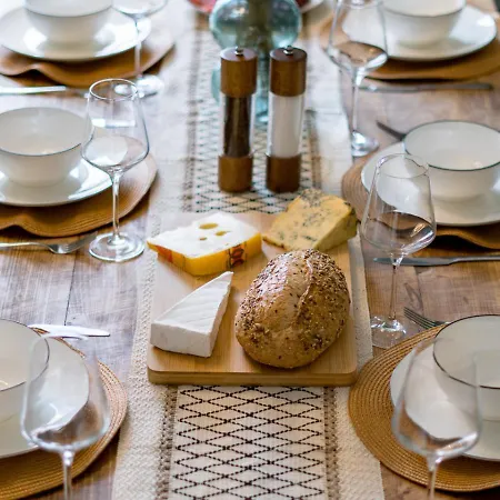 Clifton Town House With Cinema Perfect For Groups, Families, Friends Hens & Stags! *